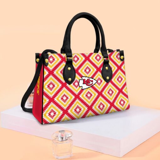 kansas city chiefs caro pattern limited edition fashion lady handbag nla0521102997127 h9rp6