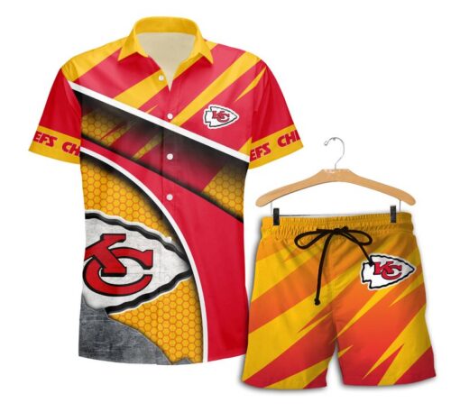 kansas city chiefs stripe pattern hawaii shirt and shorts summer new03601060208009 7n9z0